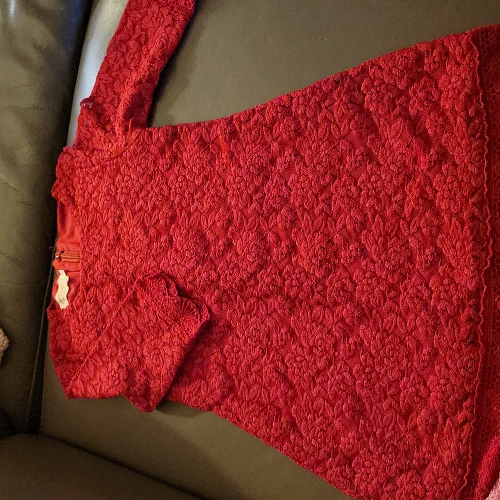 Never been worn, APRIL GIRL Flower Girl Dress, Lace Dress 3/4 Sleeve Dress